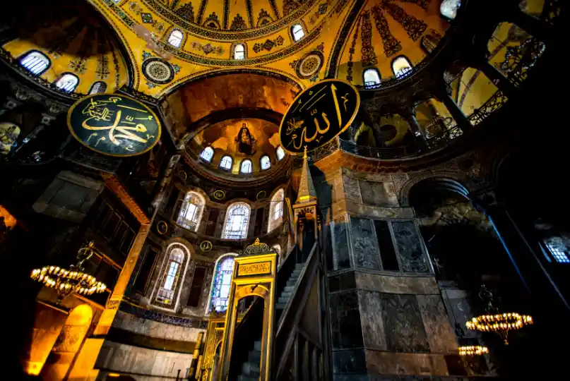 Main Apse and Minbar